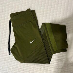 Nike Epic Luxe Olive Green Leggings
